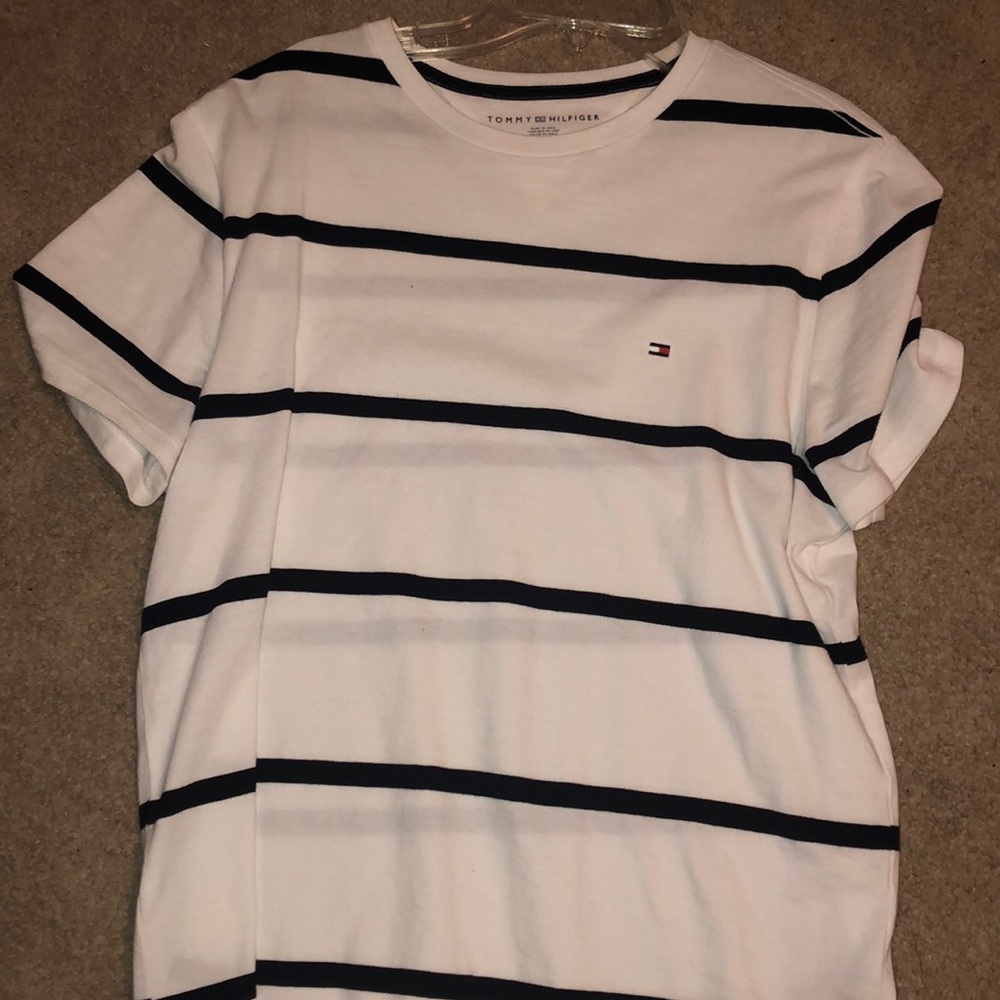 Short sleeve shirt